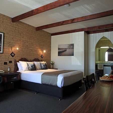 Belltower Motor Inn Shepparton Room photo