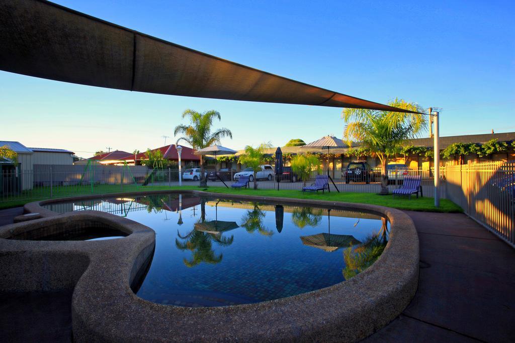 Belltower Motor Inn Shepparton Exterior photo