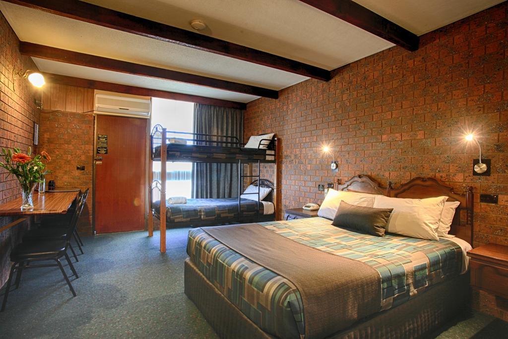 Belltower Motor Inn Shepparton Room photo